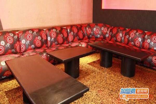 可乐思KTV加盟门门店