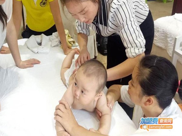 熙宫娘娘小儿推拿加盟费