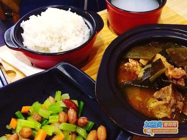 阿宏砂锅饭加盟多少钱