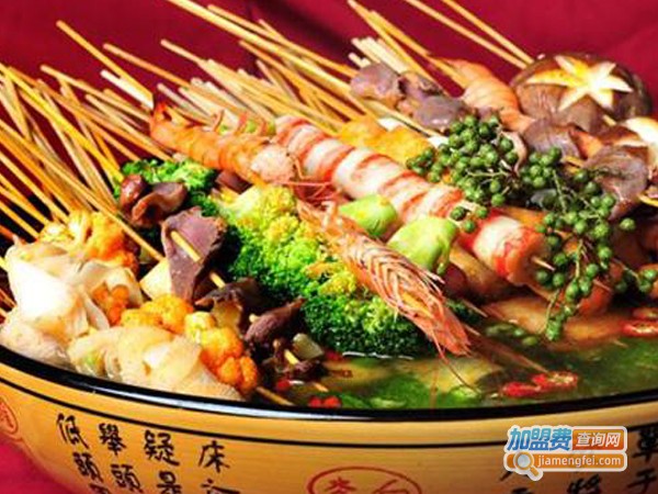 炫唇砂锅麻辣烫加盟费