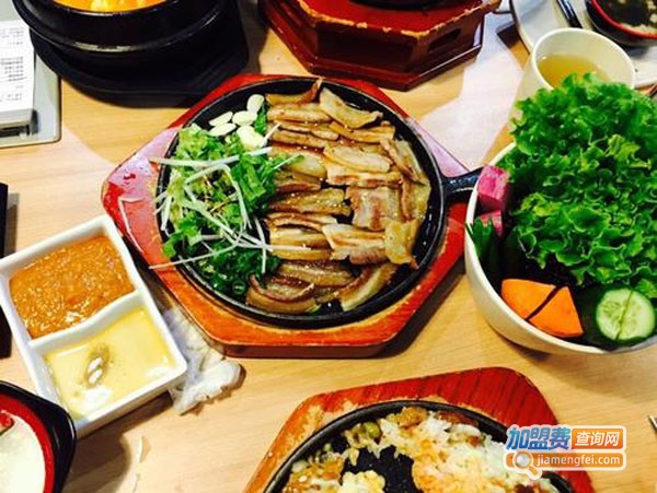 烤肉男正宗韩国料理加盟费