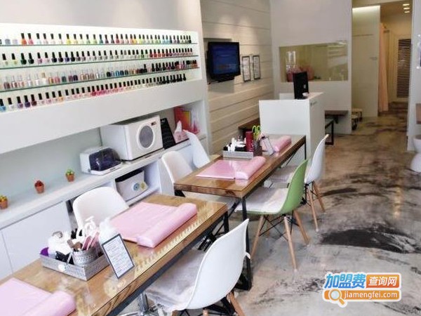 韩国美甲店加盟