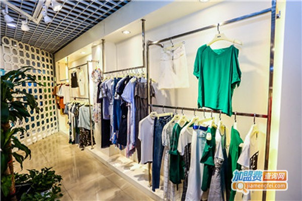 衣百分女装折扣店加盟费