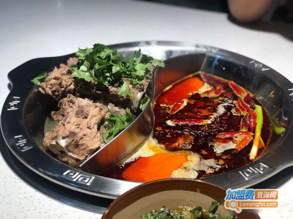 一代骨王自选酱骨火锅加盟费