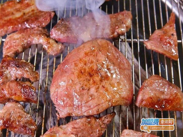 牛小花烤肉加盟费