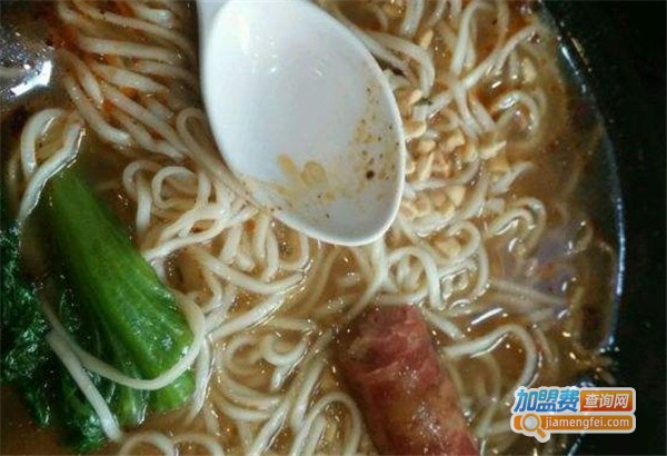 渝阿婆小面加盟费