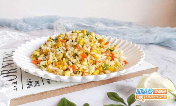 拽哥易拉罐茶油炒饭加盟费