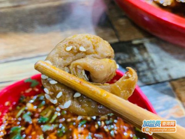 谢彬肥肠鸡冷锅串串加盟费