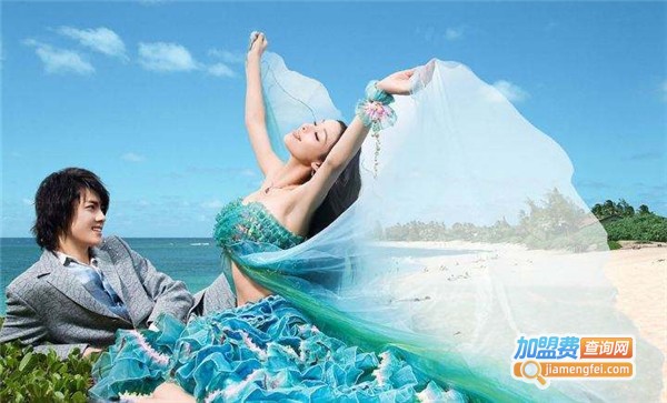 镜界婚纱摄影加盟费