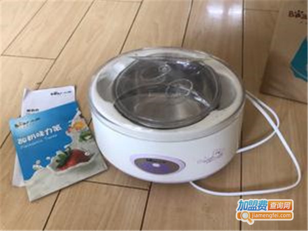 小熊牌酸奶机加盟费