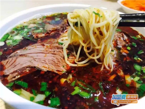 王师傅牛肉面馆加盟费