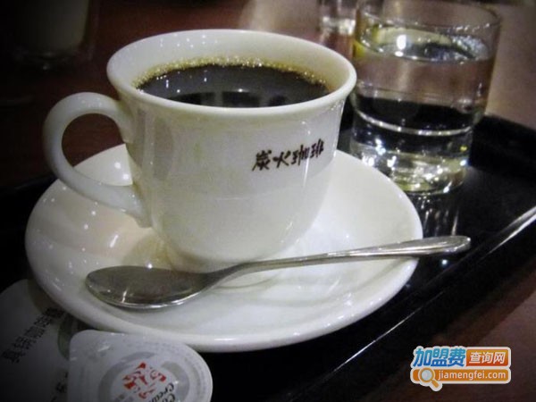 真锅咖啡加盟店