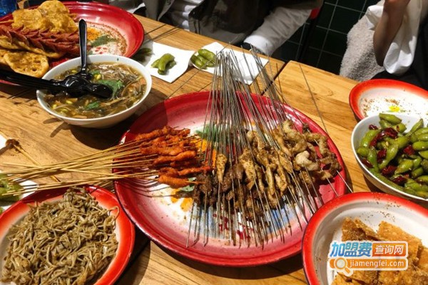 小摊子烤串炸串加盟