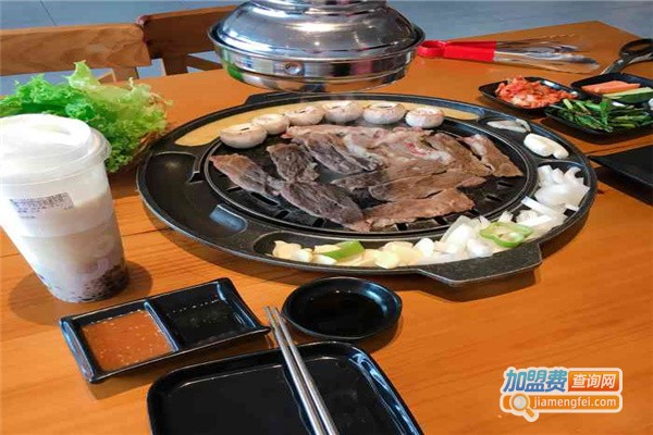 杀猪天烤肉店加盟费