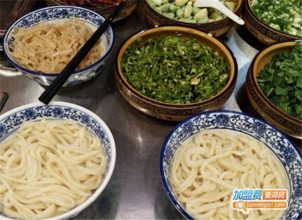 老李剔尖酱肉小酒馆加盟费