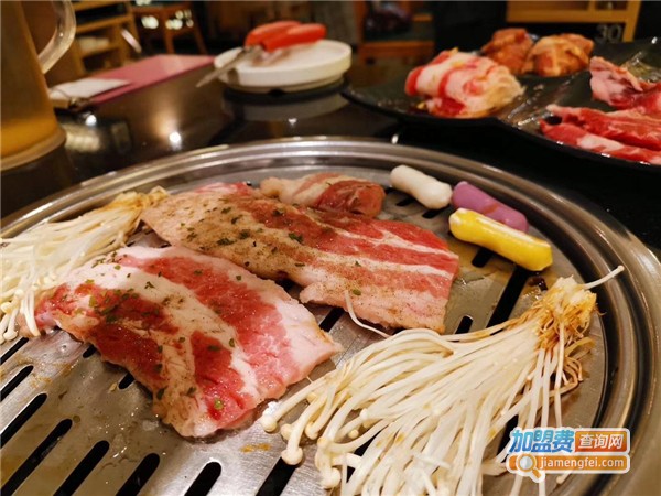 牛本家烤肉加盟费
