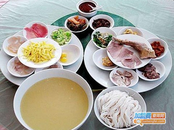云南大理过桥米线加盟