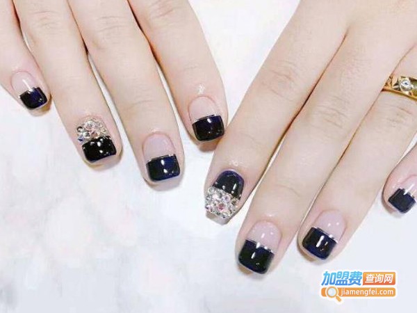 苹卡美甲加盟费