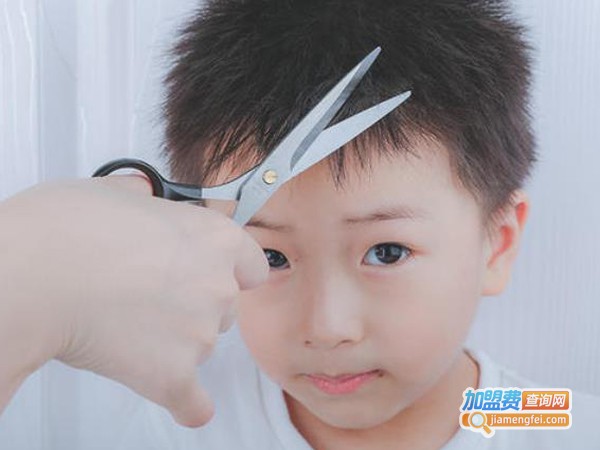 快乐辛巴儿童理发加盟