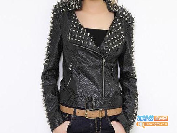 依潮服饰女装加盟费