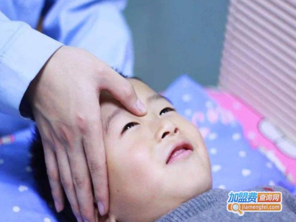 主人翁小孩推拿加盟费