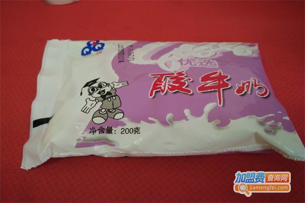 三强牛奶加盟