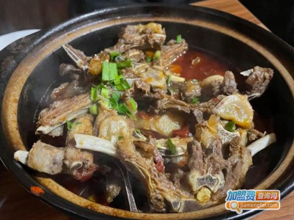 青山羊肉馆加盟费