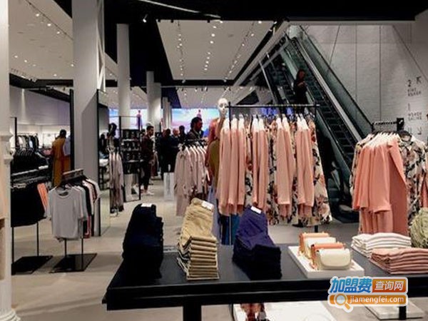 快时尚品牌女装加盟费