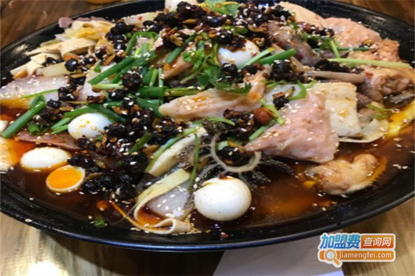 陋室冒菜加盟