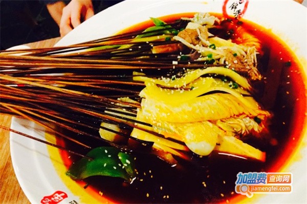 蜀锦香串串香加盟