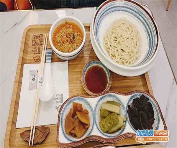 胖锅轩大锅台加盟费