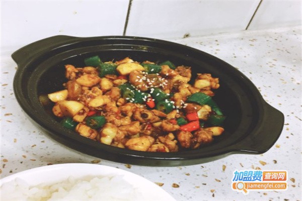 新式辣子鸡米饭加盟