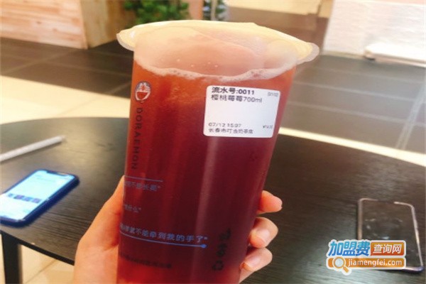 叮当奶茶加盟