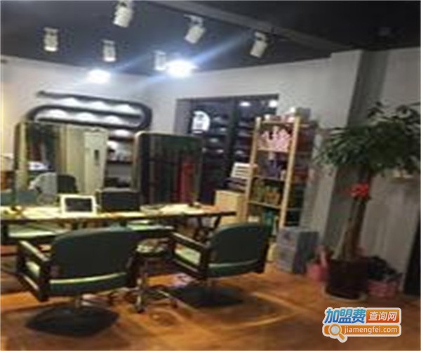新兴美发室加盟费