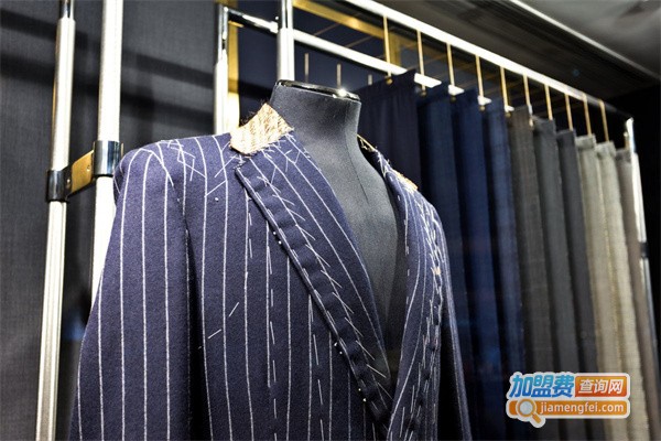 定阁高端西服定制加盟