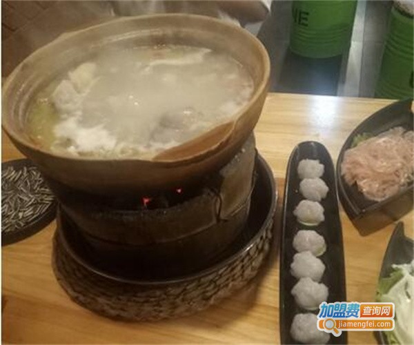 炉边鲜港式打边炉加盟费