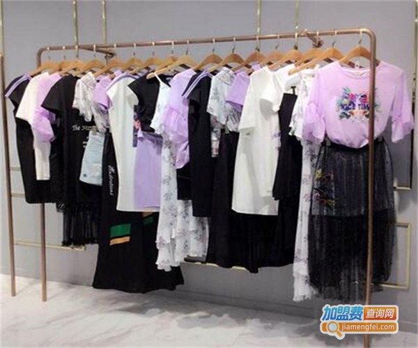 衣艾服装加盟费