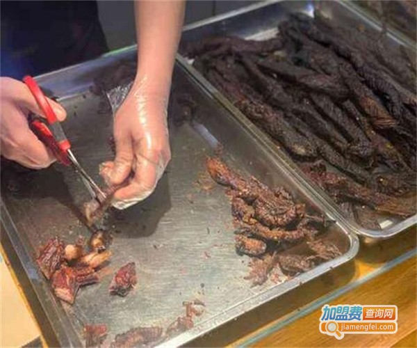 小炉匠牛肉干加盟费