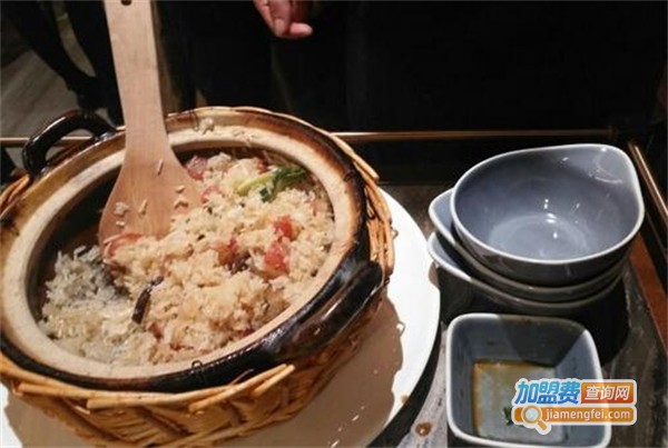 77煲仔饭加盟费
