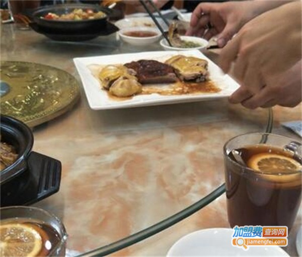 米诺士茶餐厅加盟费