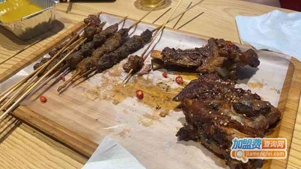 三顾烤炉加盟费