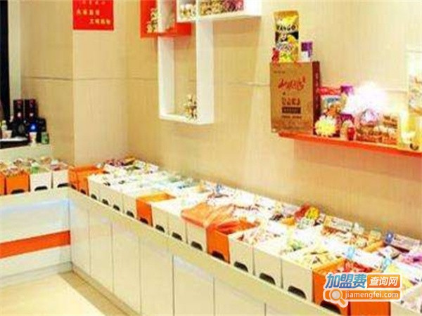乡镇5块8零食店加盟