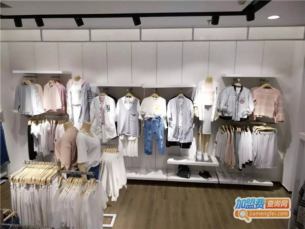 以纯服装加盟