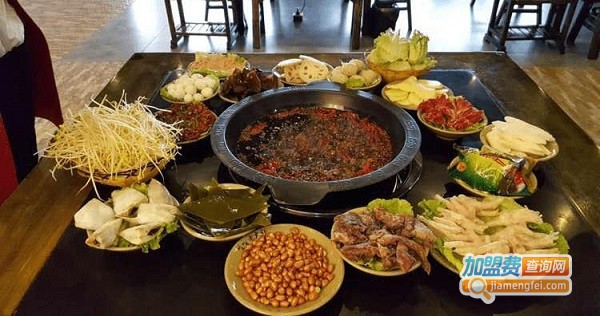 乾程喳喳老火锅加盟费
