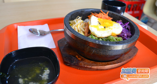 美石记石锅拌饭加盟