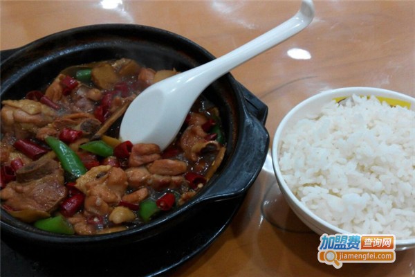 九群狼黄焖鸡米饭加盟费