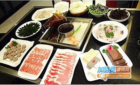 四川仁火锅加盟