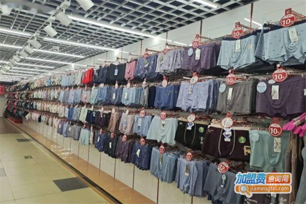 万客来服装超市加盟