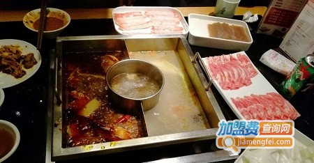 四川仁火锅加盟
