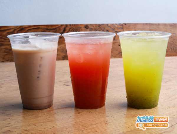 丸鲜奶茶加盟费